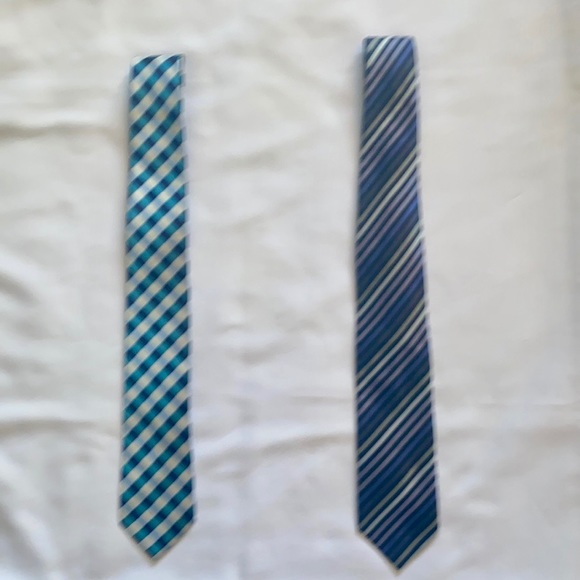 Colours and Arrow Ties - Picture 2 of 2